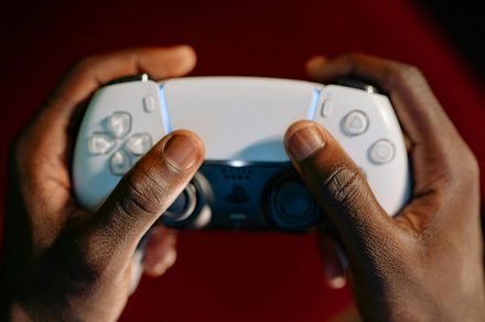 چرا ممکن است پلی‌استیشن ۶ و ایکس باکس بعد از سال ۲۰۲۸ عرضه شوند؟