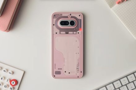 آخرین گوشی شفاف هیچ چیز صورتی نیست و زیبایی خاصی دارد