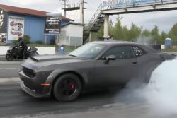 نبرد خودروهای عضلانی و ابرموتورسیکلت‌ها؛ پیروزی قوانین فیزیک!