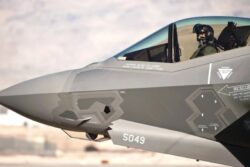 جنگنده F-35 با کمک هوش مصنوعی، پدافندها را شناسایی می‌کند + ویدیو
