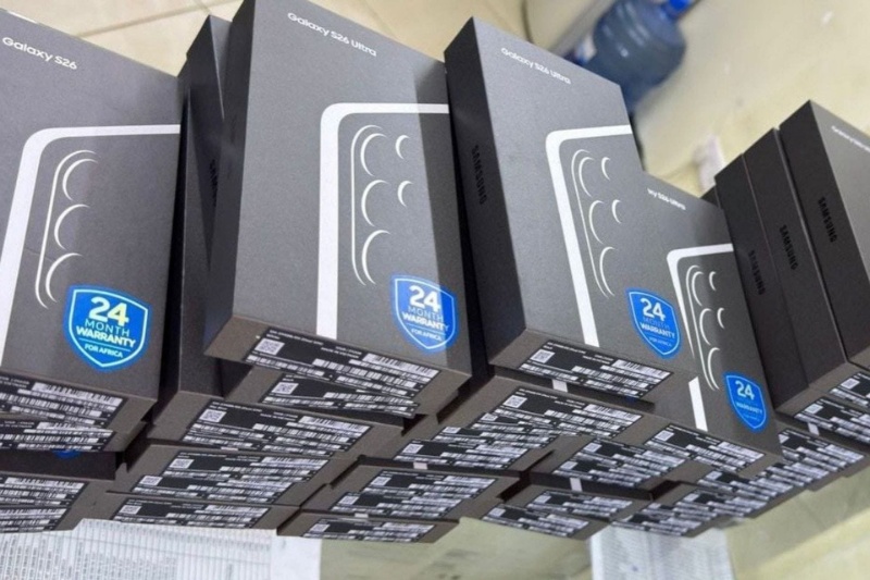 اتفاق عجیب در دبی؛ فروشگاه‌ها فروش گلکسی S26 اولترا را آغاز کردند!